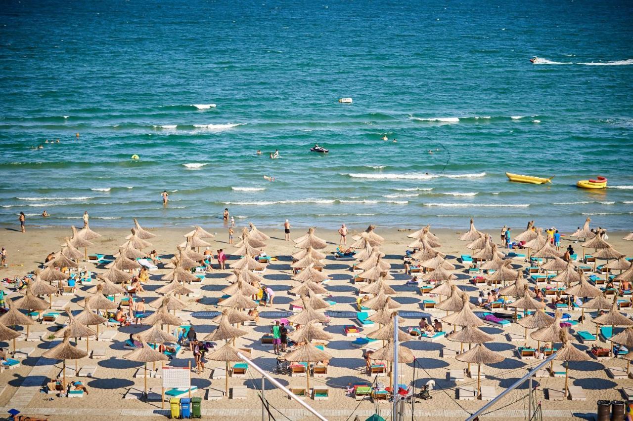 Moonlight Studio - Spa N Pools Beach Resort Mamaia Eksteriør bilde
