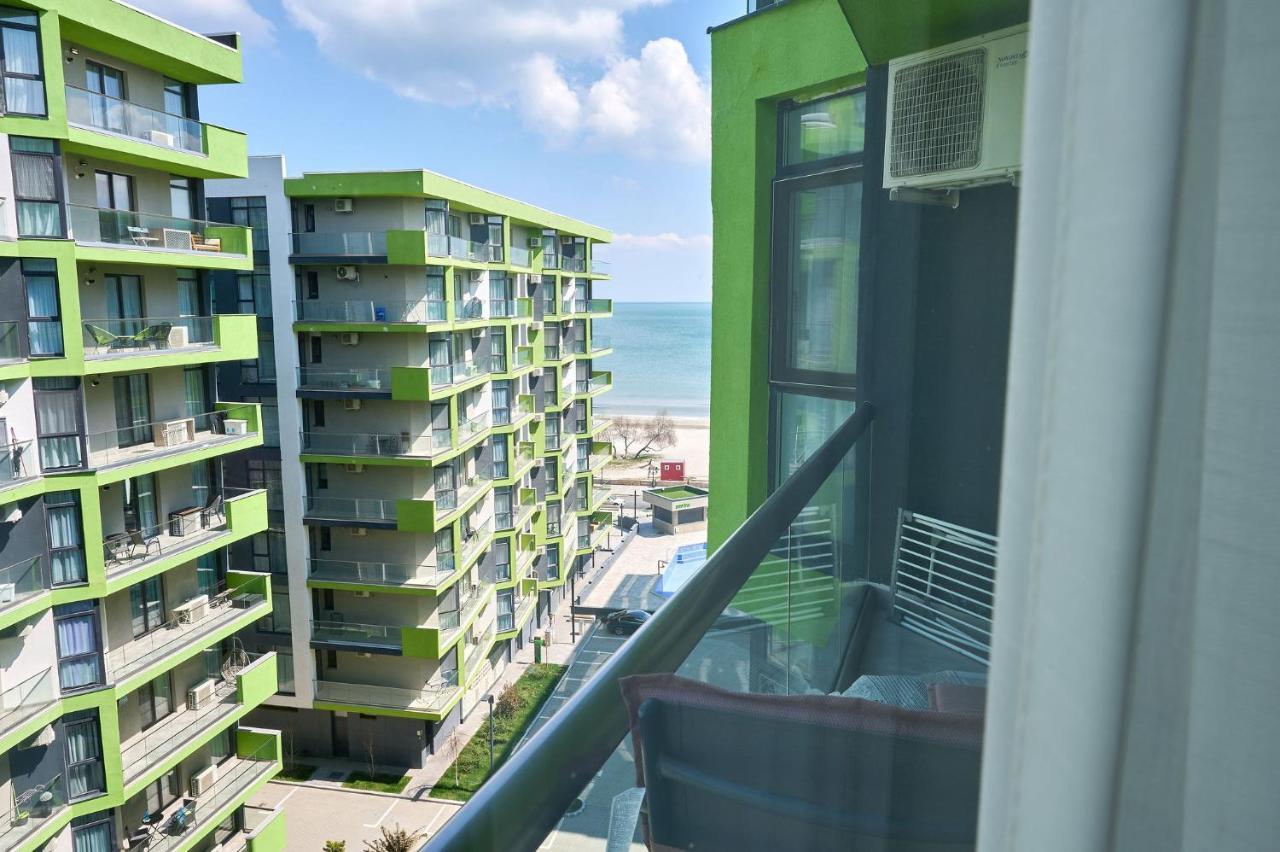 Moonlight Studio - Spa N Pools Beach Resort Mamaia Eksteriør bilde