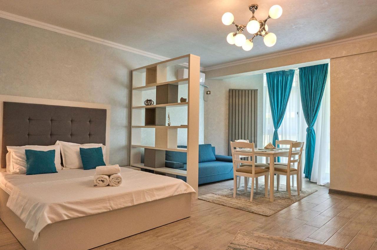 Moonlight Studio - Spa N Pools Beach Resort Mamaia Eksteriør bilde