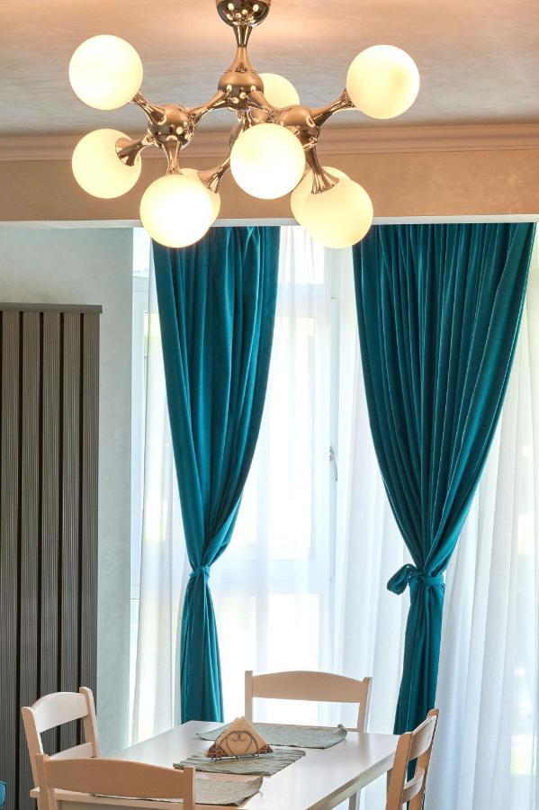 Moonlight Studio - Spa N Pools Beach Resort Mamaia Eksteriør bilde